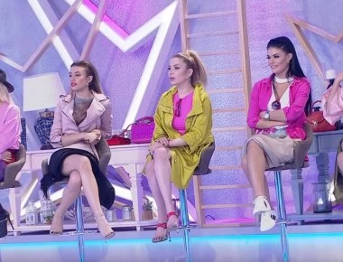 Αρένα το στούντιο του τουρκικού My Style Rocks: Άγριο ξύλο μεταξύ των κοριτσιών (βίντεο)